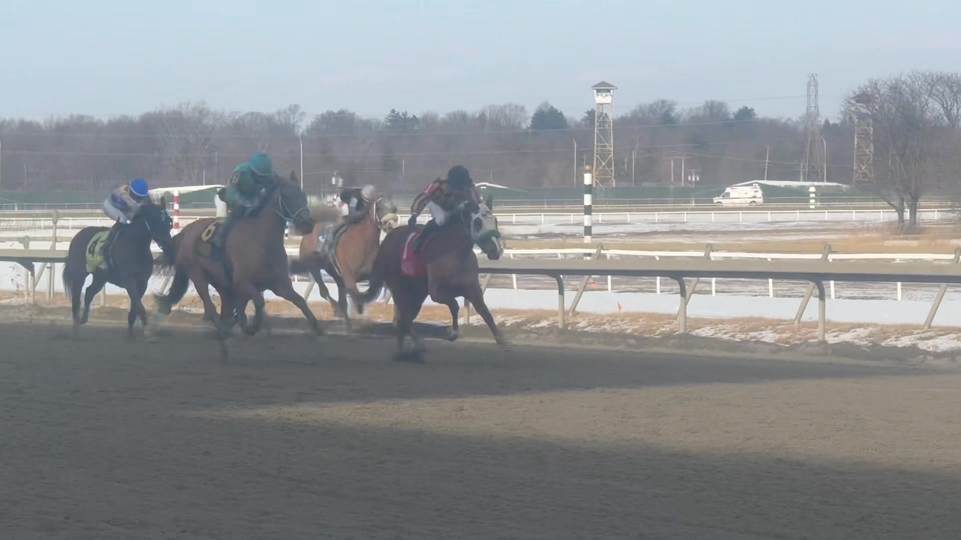 A close finish in Thursday’s 6th race with Tariba Dream & jockey Angel ...