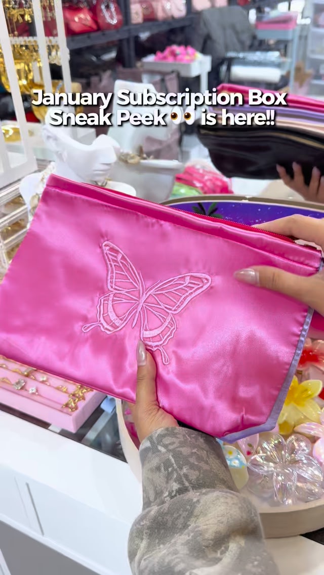 The sneak peek you’ve been waiting for is finally here 😃🤩 We’re getting ...