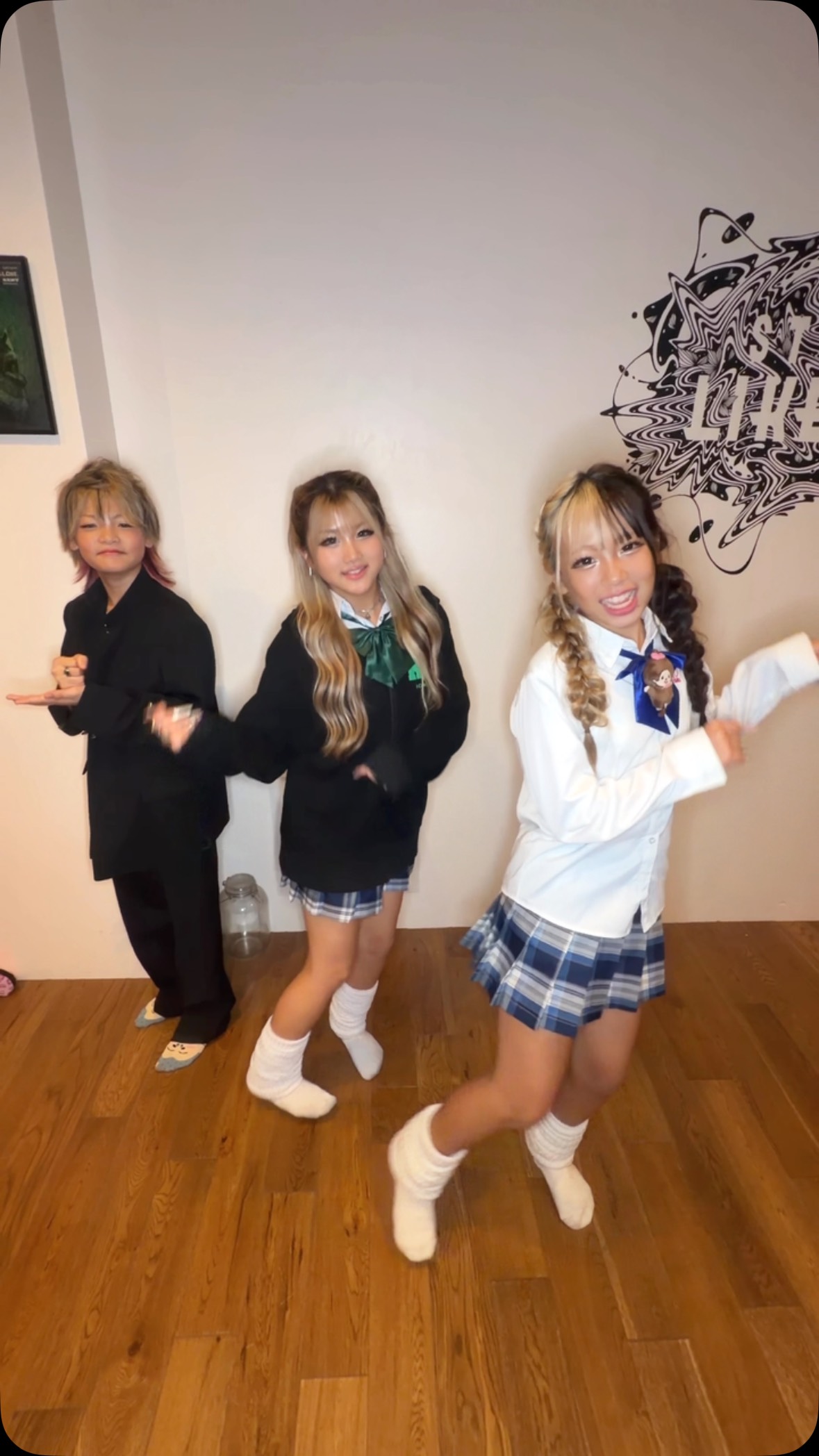 KOGYARU (@kogyaru.official) • Facebook