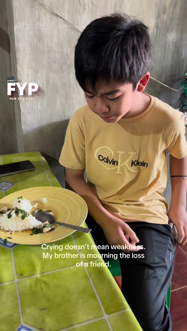 ‘ATE MAGKASAMA LANG KAMI NOONG NEW YEAR EH, ANG BATA-BATA NIYA PA’ Ito ...