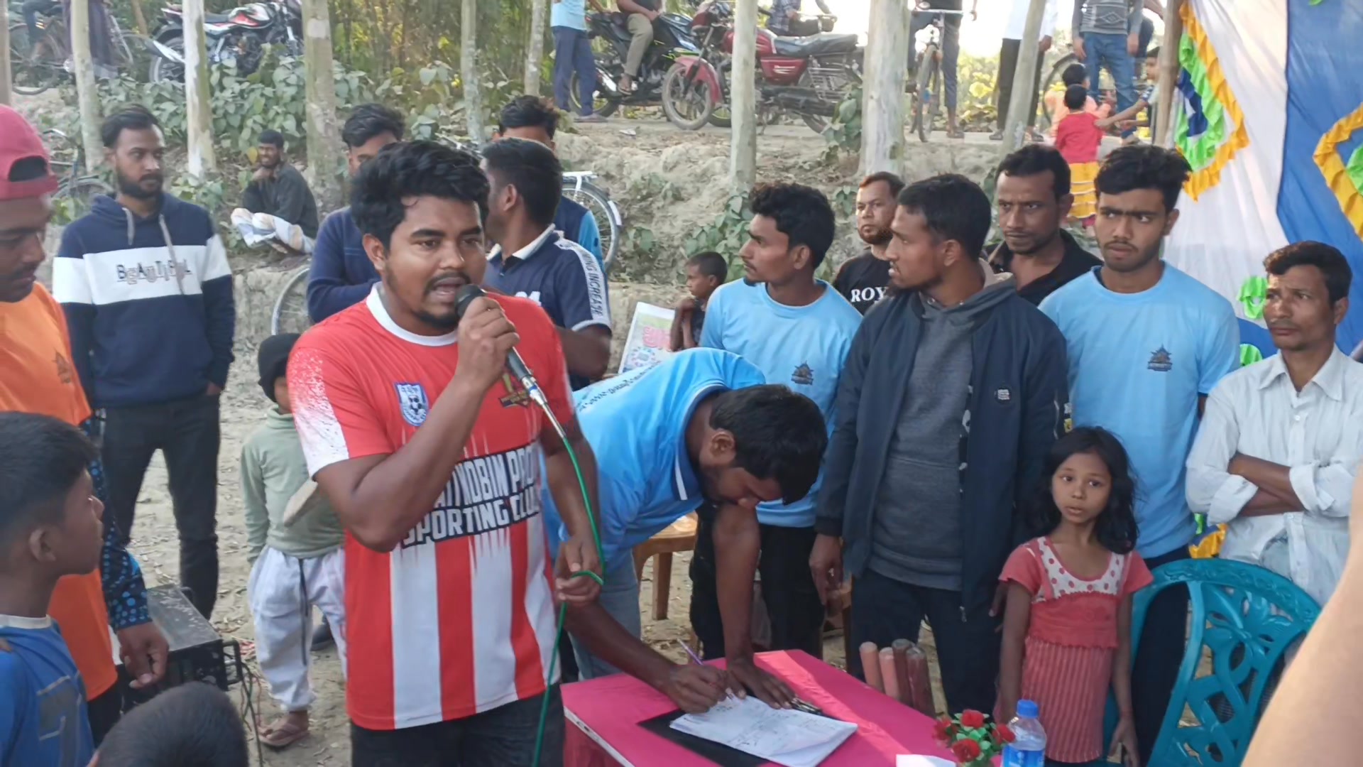 আলহামদুলিল্লাহ ম্যাচ জয়ী,, ফুলবাড়ী উপজেলা ক্রিকেট দল। ব্যাক্তিগত রান