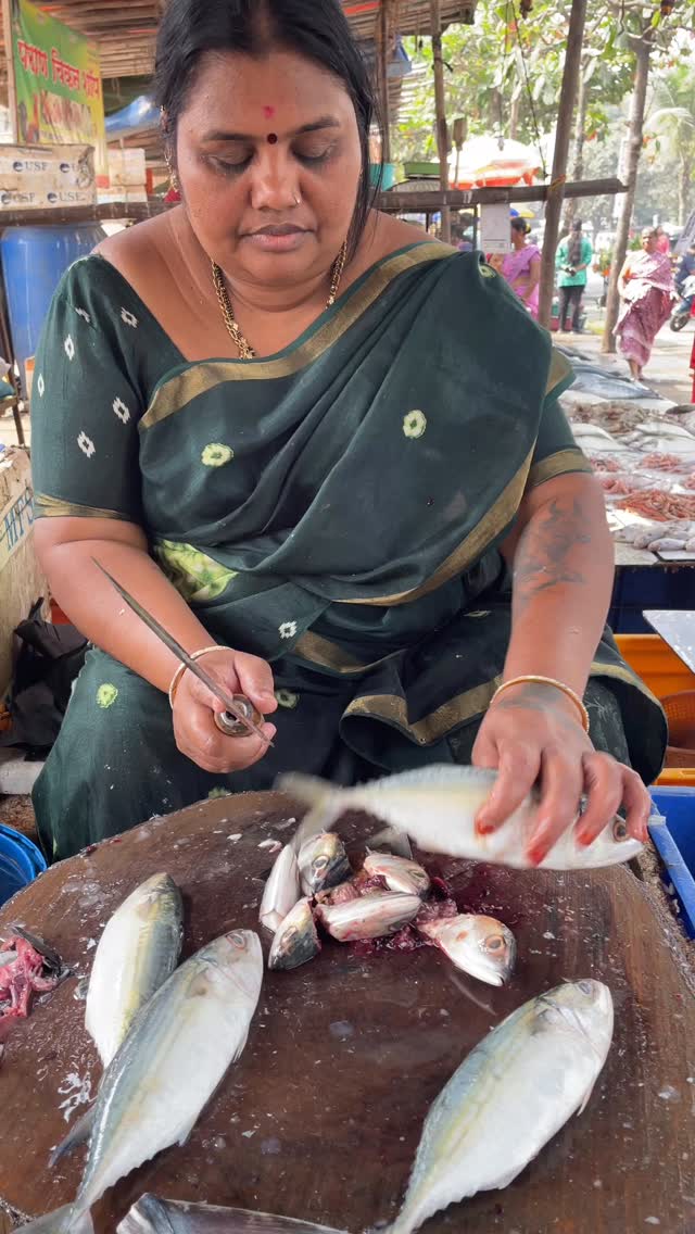 Bangada fish cutting | Indian fish Seemafish Kamothe ...