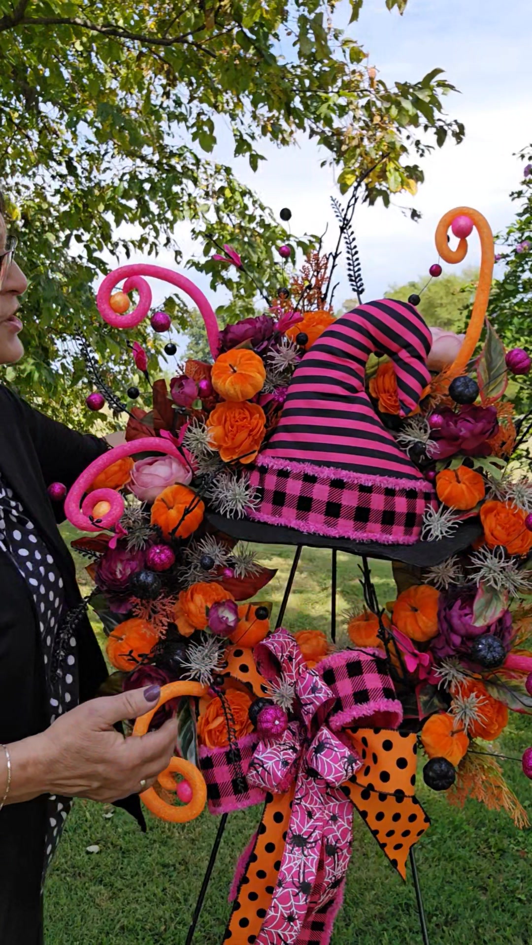 The whimsical witches wreath.... #MMDesign #countryflorist # ...