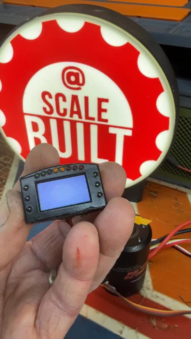 Ok this is as small as I can get one of my full colour scale motec ...