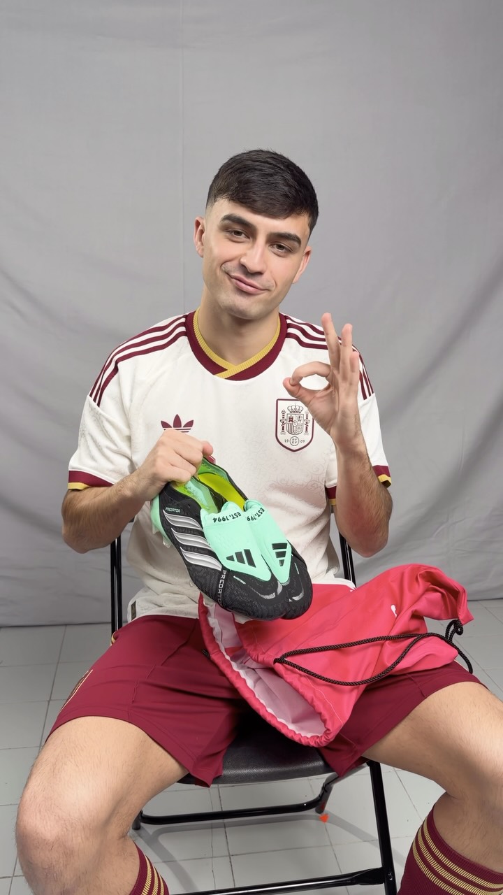 Soccer.com - adidas FC Bayern München Home Jersey 13/14 Order here