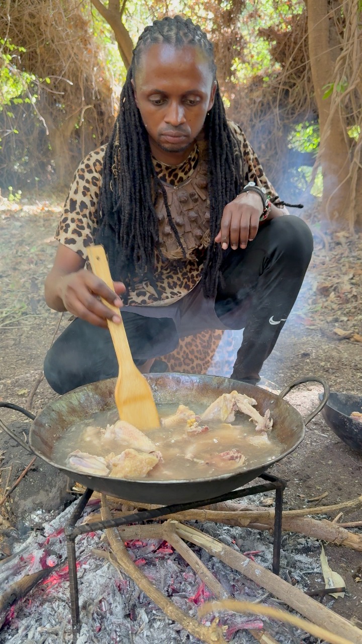 Cooking in the wild | Musa Herry | Facebook