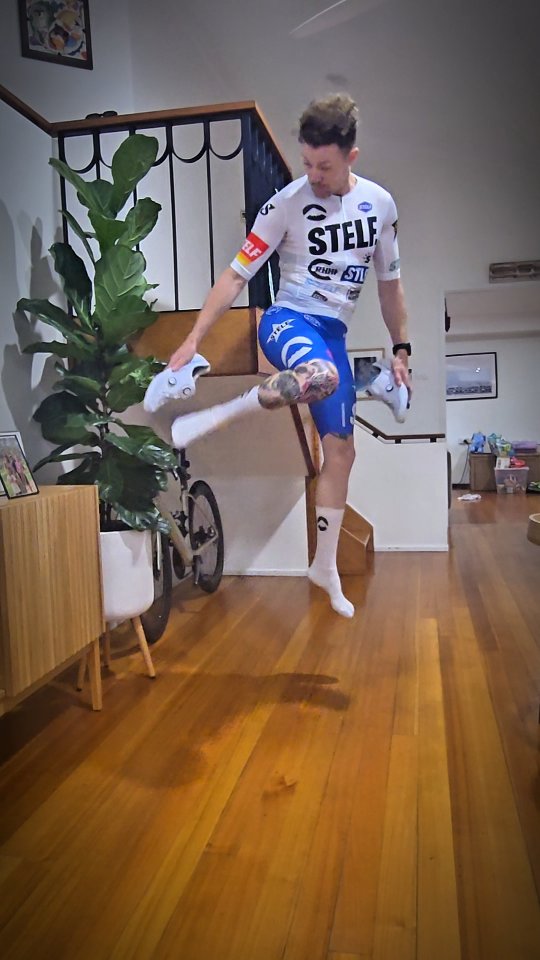 Don't mind the small child in the background... STëLF Team V3 is live ...