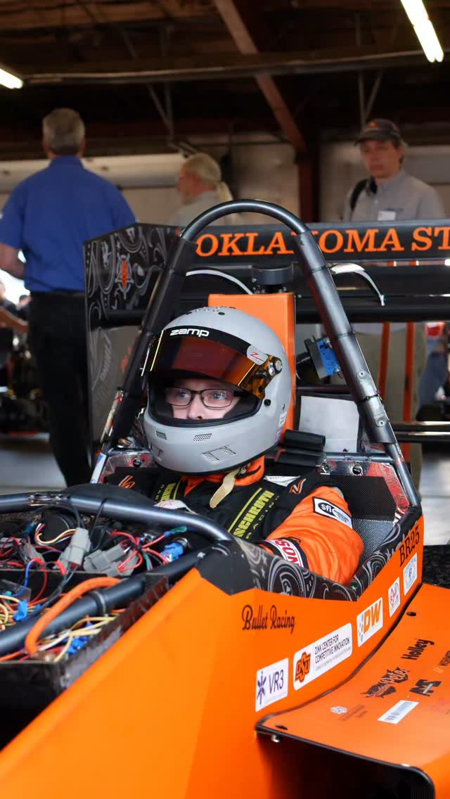 Our cowboys doing egress tests in America’s brightest safety orange 🤠 ...