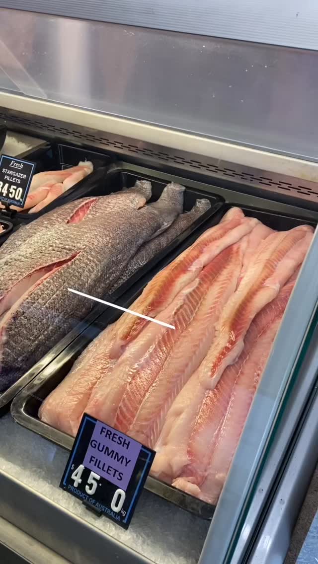 The window is full at the shop today🐟🦐. Plenty of good, fresh fish plus ...