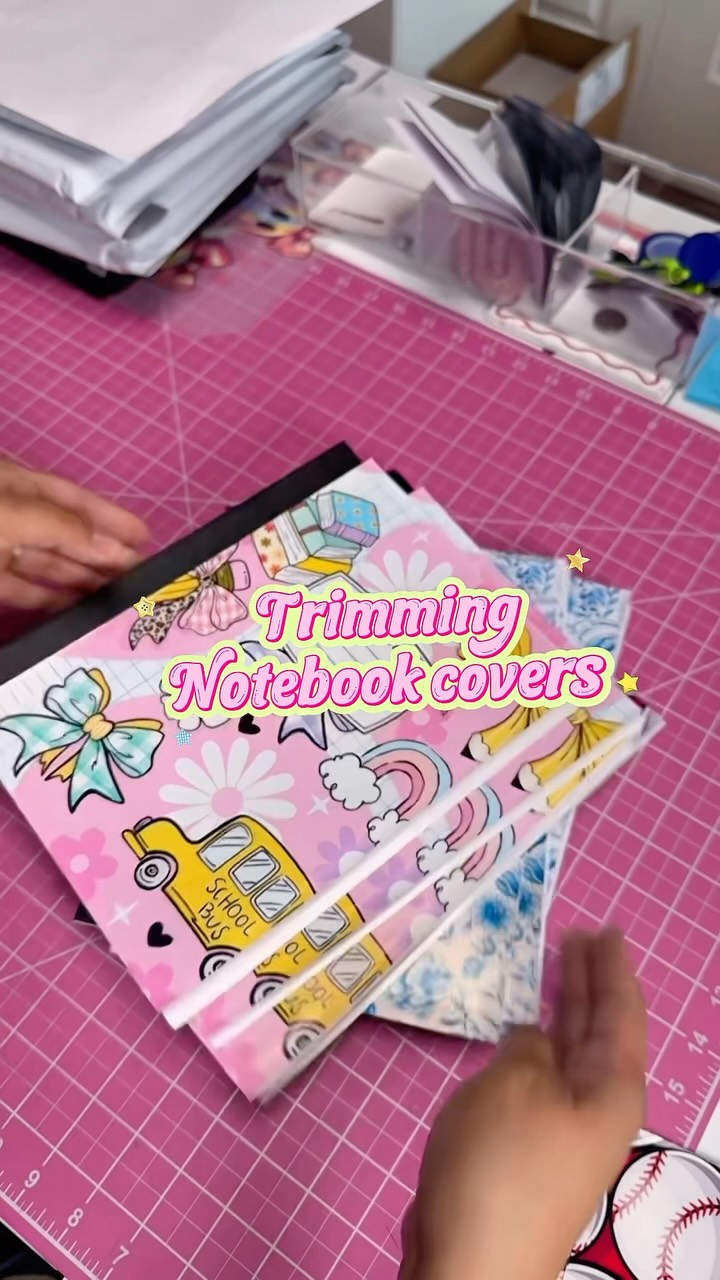 Do you prefer trimming or folding the edges in? 📓 Looking for the