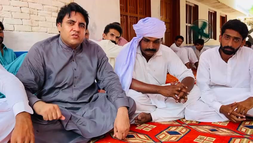 وسریاں گلاں ۔۔۔ پیو دی سربراہی آلی پگ، پگ نہیں ذمہ داریاں چون دا انو ...