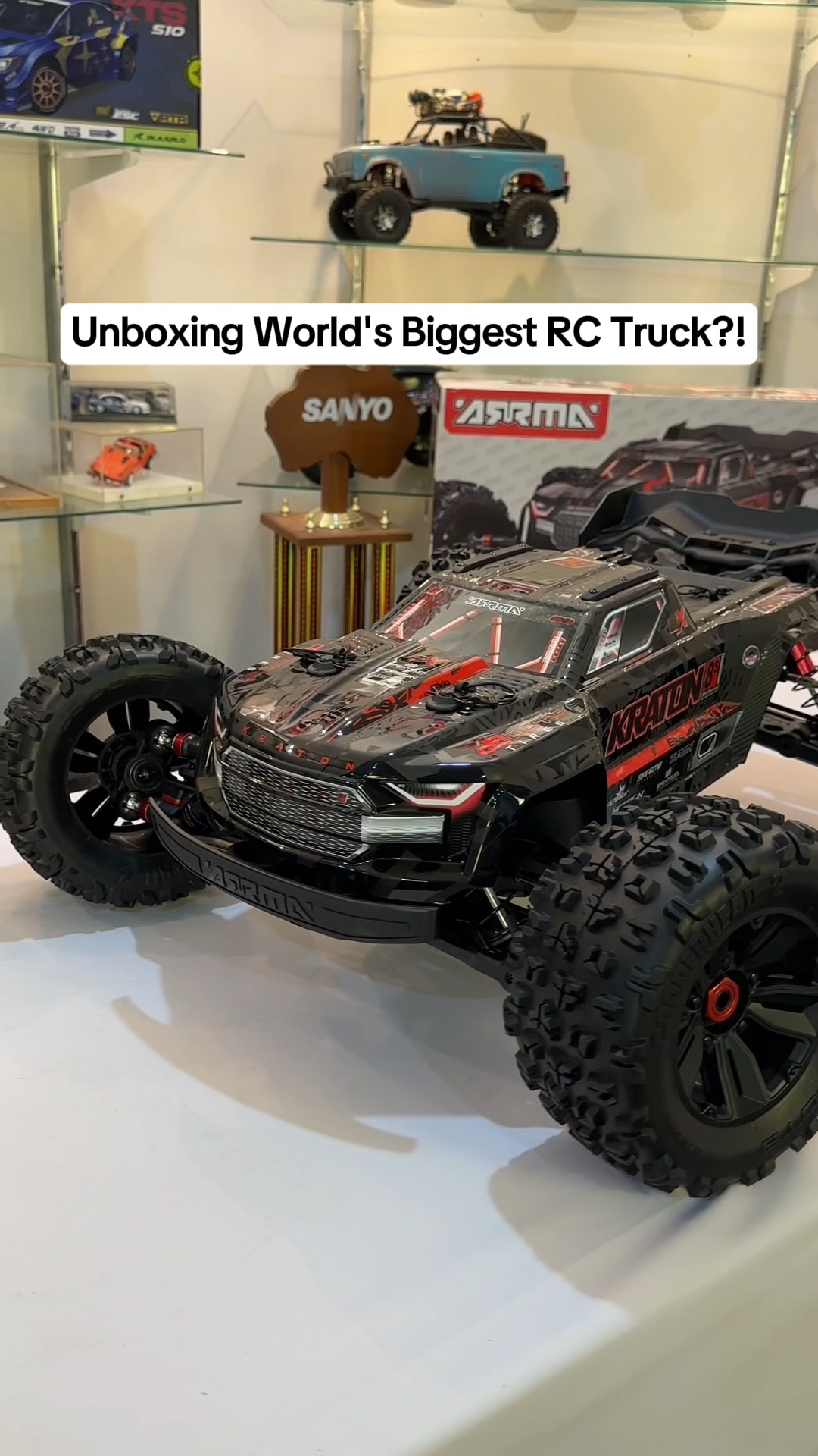 Unboxing the World's Biggest RC Truck ?!!! 🤯 Come in-store to 144 Daws ...