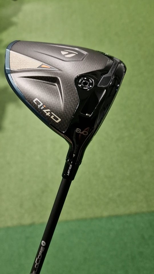 Our Taylormade Master Fitter has just received his new Qi4D driver