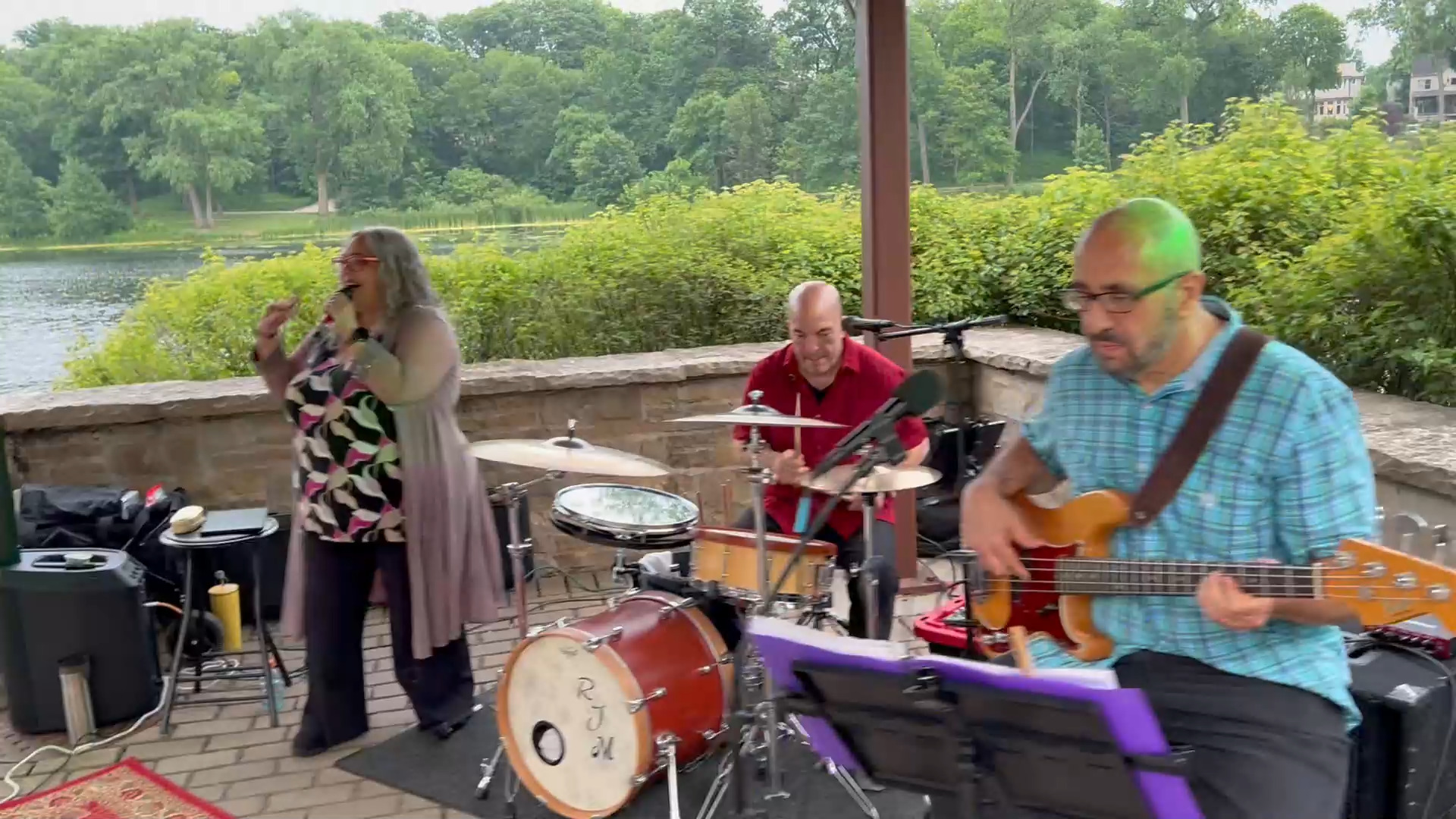 Gina Martini & The Fizz Chicago IL