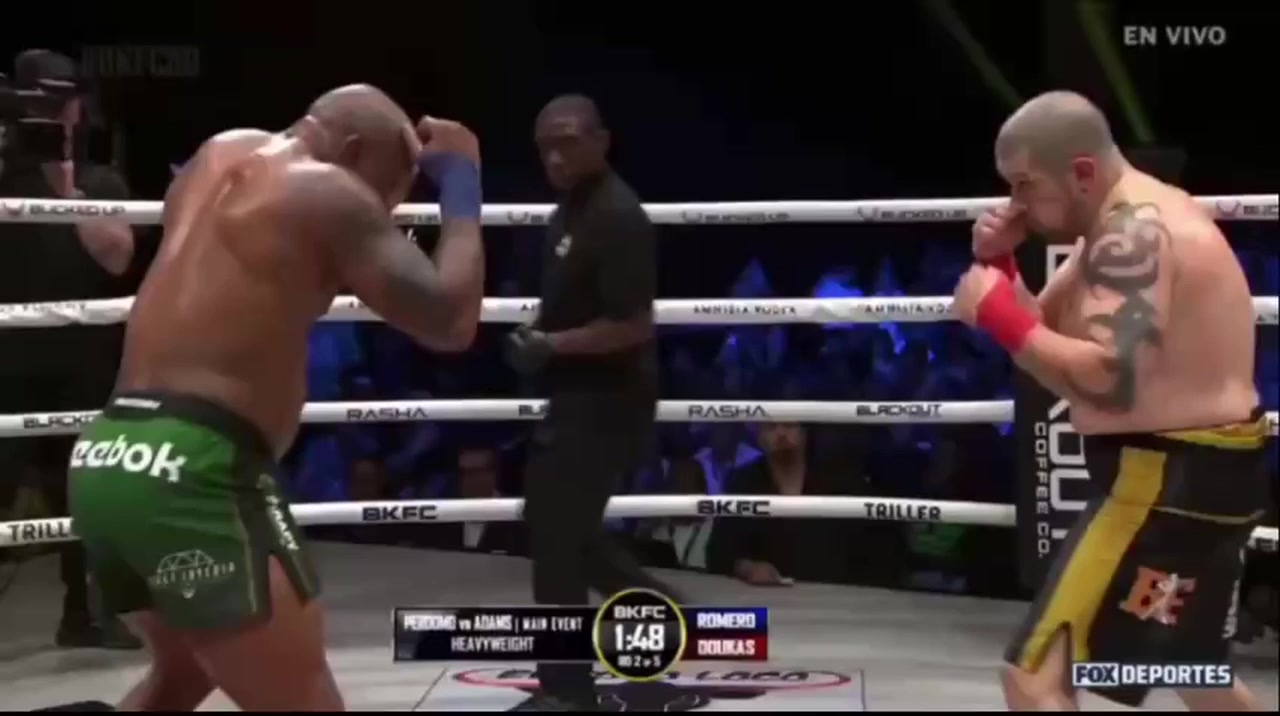 Yoel #Romero debuta en BKFC 🥊 con KNOCKOUT Este señor tiene 48 años, es ...