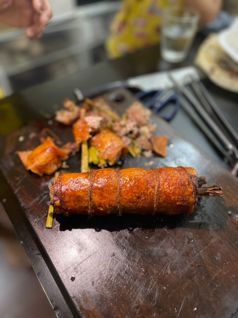 Nag-try lang ko mag-experiment sang pork skin kag belly meat😅 crunchy ...