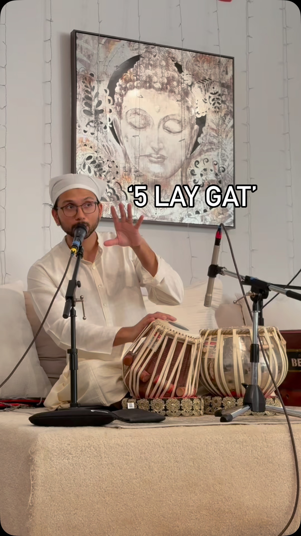 Presenting one of my favorite compositions by my Dada Guru, Ustad Alla ...