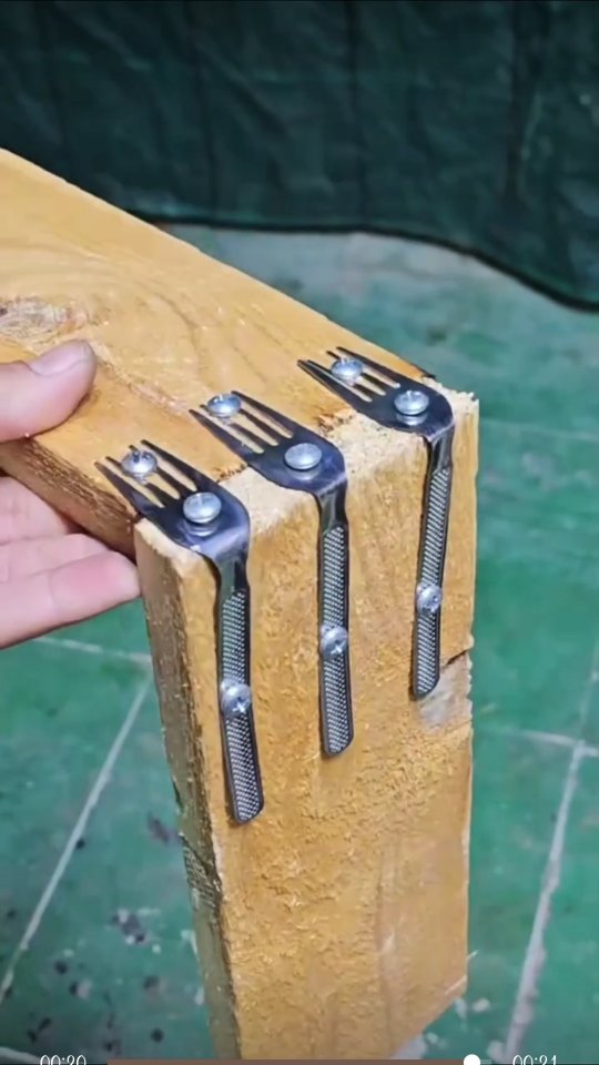Ye desi jugaad dekh ke shock ho jaoge!#shorts #woodworking #jugaad #DIY ...