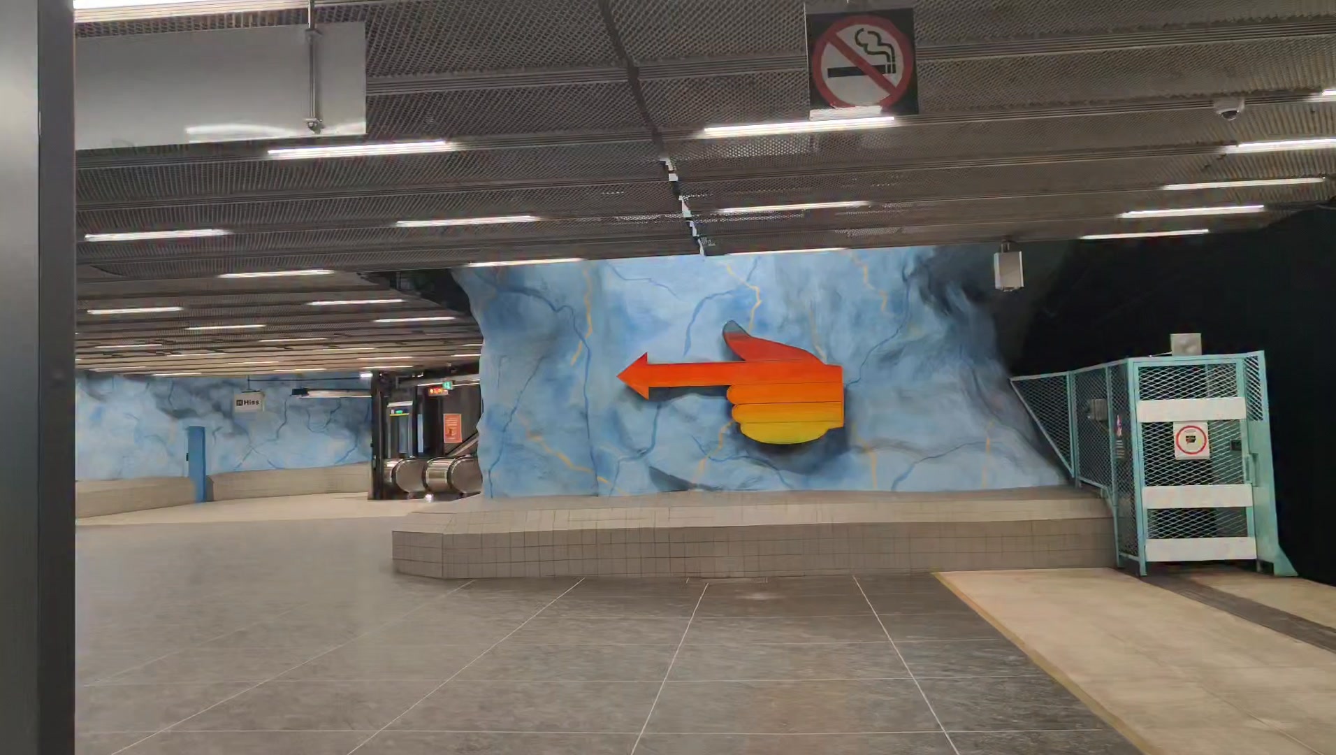 Stadion är en tunnelbanestation i Stockholms innerstad (Östermalm) på ...