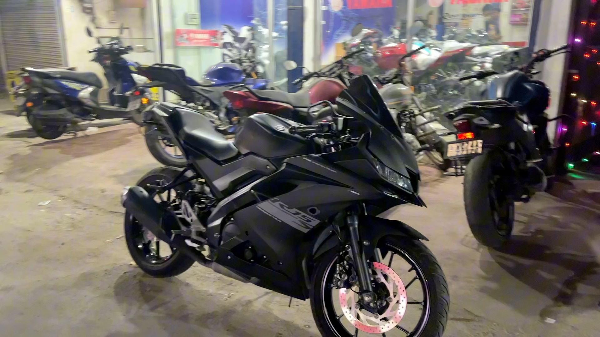 Accidental R15 front body panel change service….. . . . #yamaha # ...