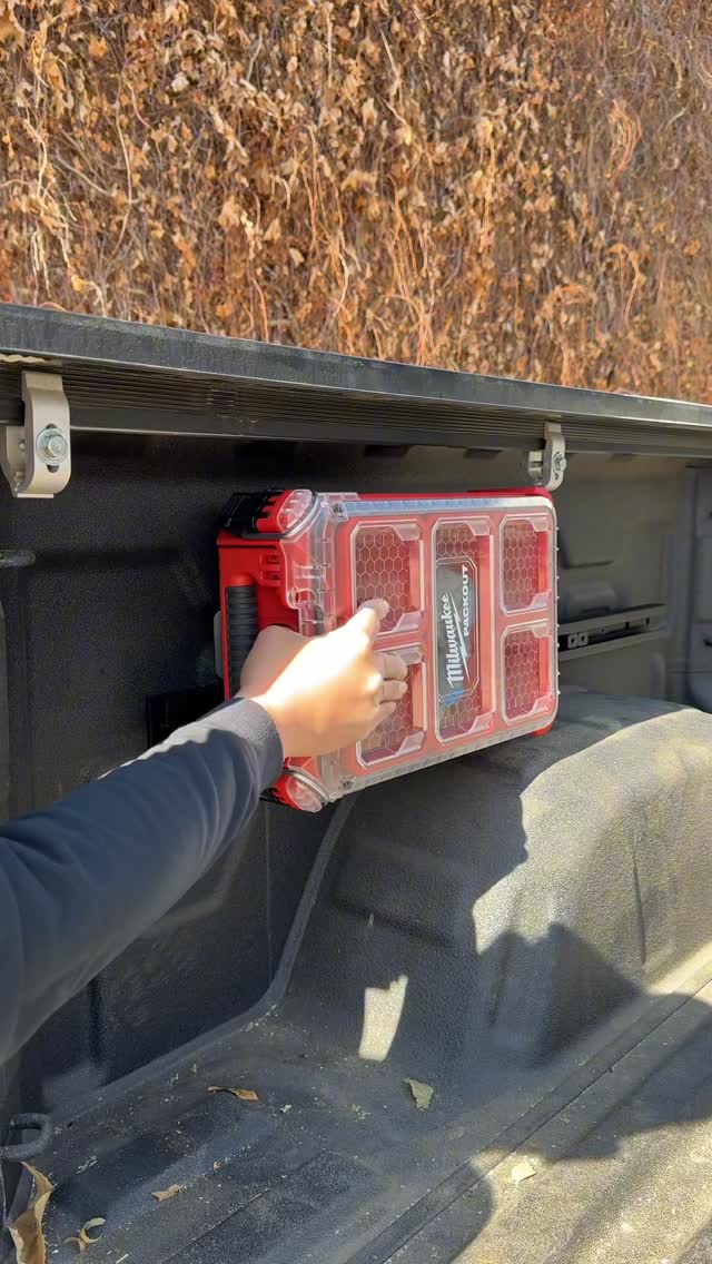 Here is a simple install for our Integral Rail Kit for a Chevrolet ...