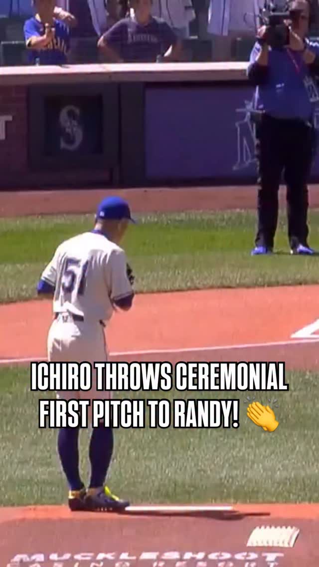 Two Mariners legends who repped No. 51 👏 Ichiro threw out a first