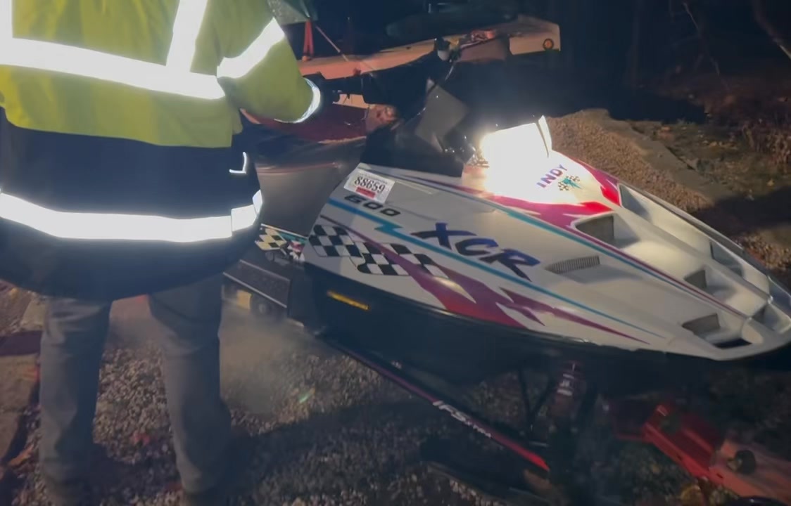 What is the selling price range for a 1997 Polaris XCR 600 triple?