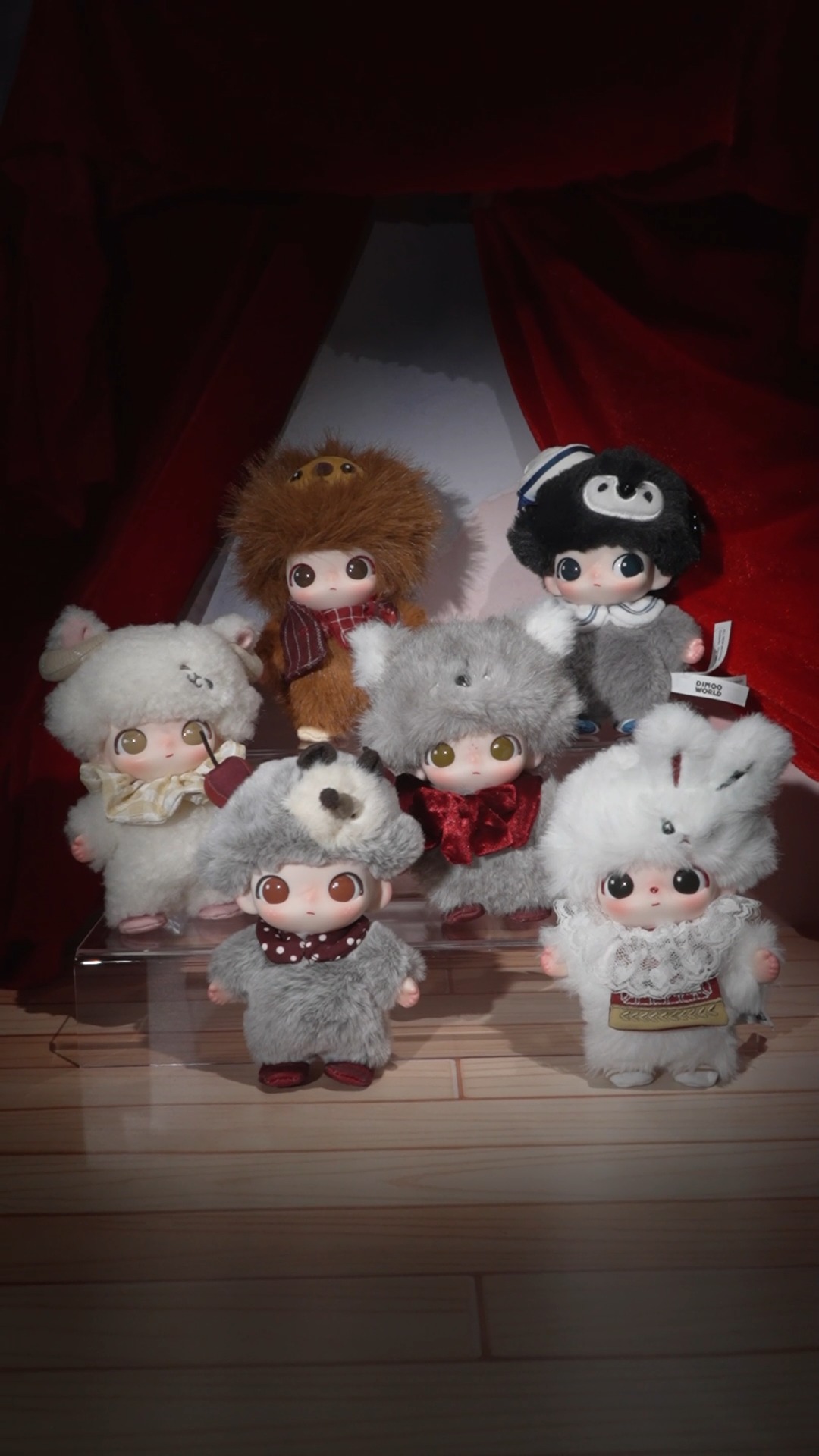 DIMOO THE SECRET THEATRE CLUB SERIES - VINYL PLUSH PENDANT BLIND