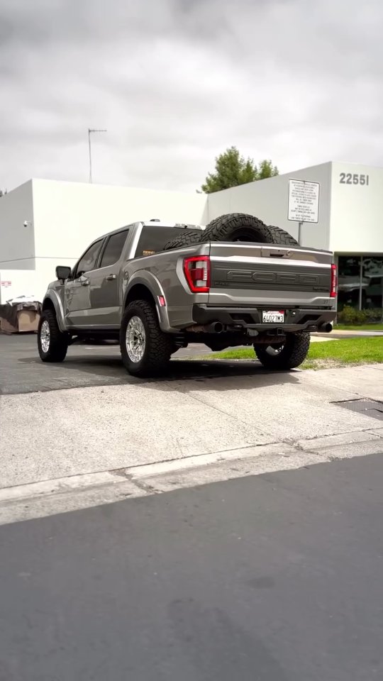Digging the wheel setup? 🎥: @rebeloffroad #f150 #4x4 #offroad # ...