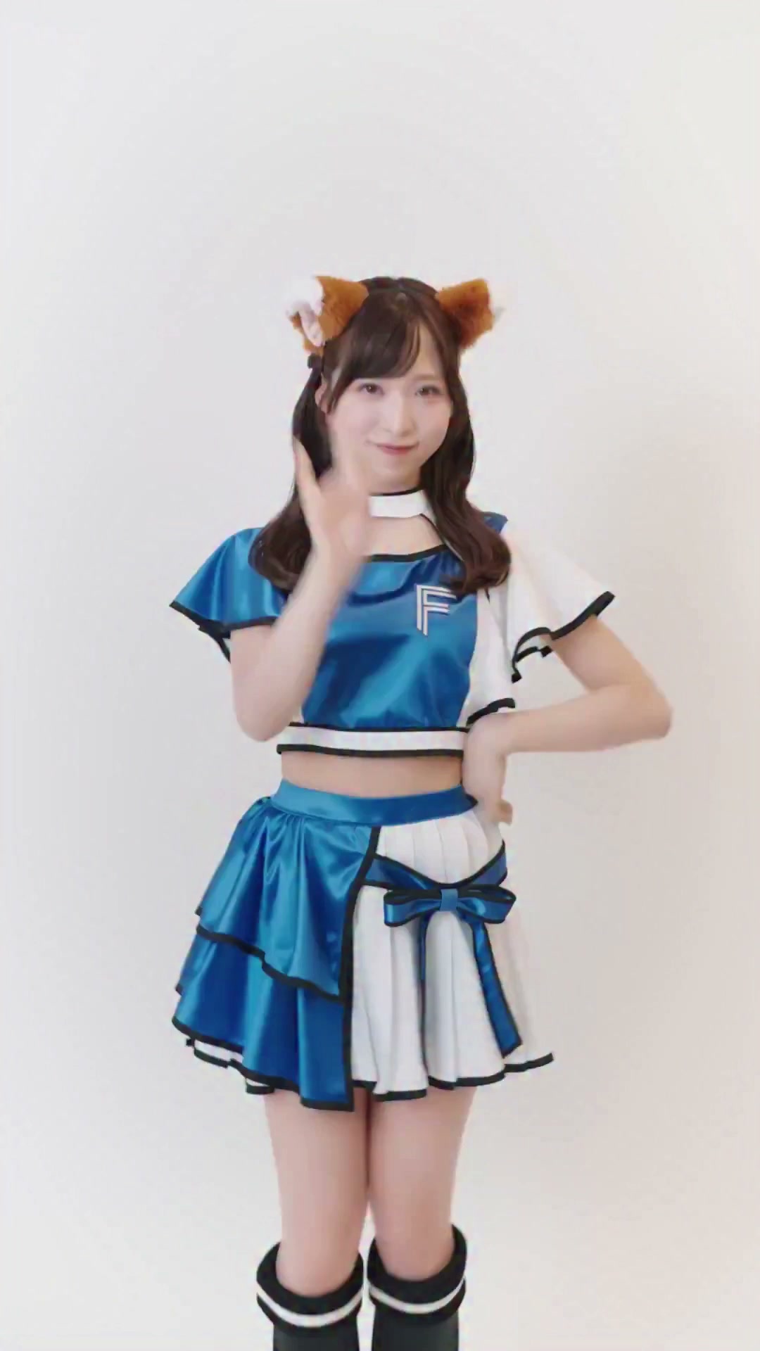 小栗有以