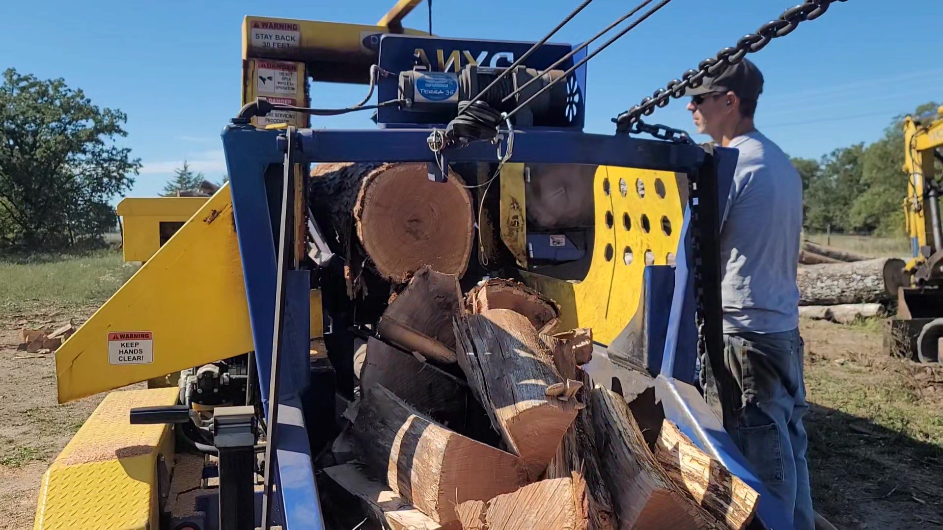 I can come to your house and make your firewood this easy! #firewood # ...