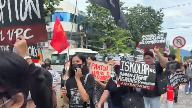 WATCH: Multisectoral groups in Cebu march from Fuente Osmeña Circle to ...