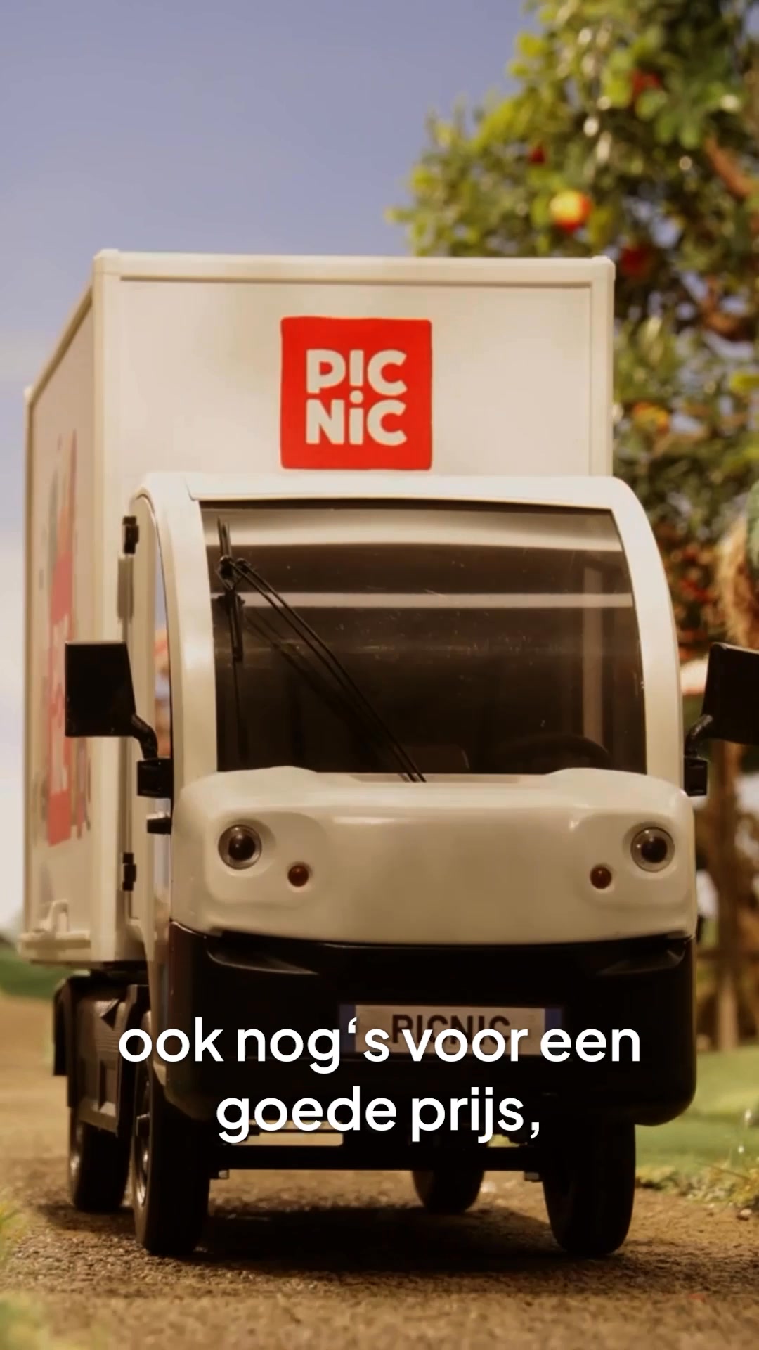 Ons kleine wagentje is terug op TV! 🎬 📺 Wij doen het rondje langs de ...