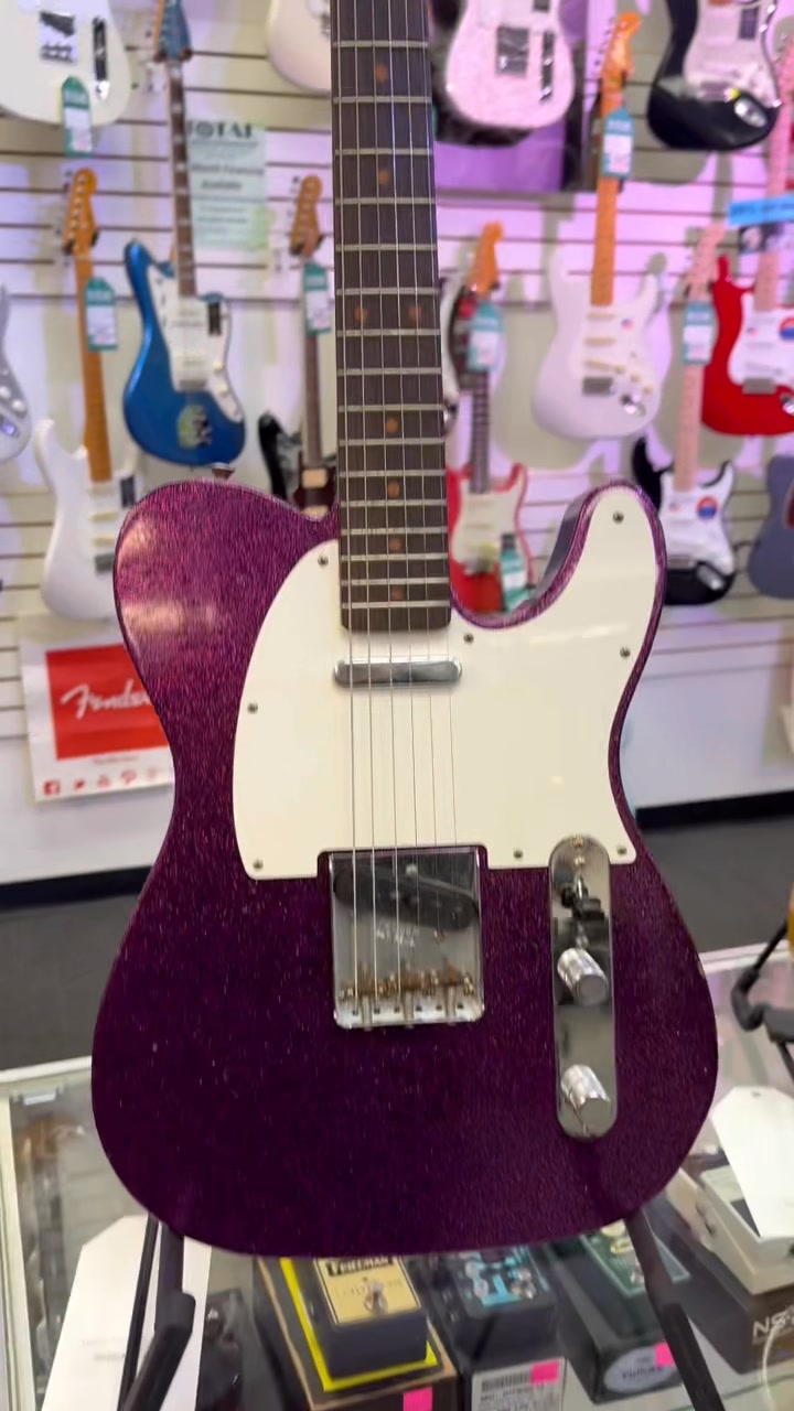 Fender Custom Shop!!! 1) Fender Custom Shop Limited Edition 1960