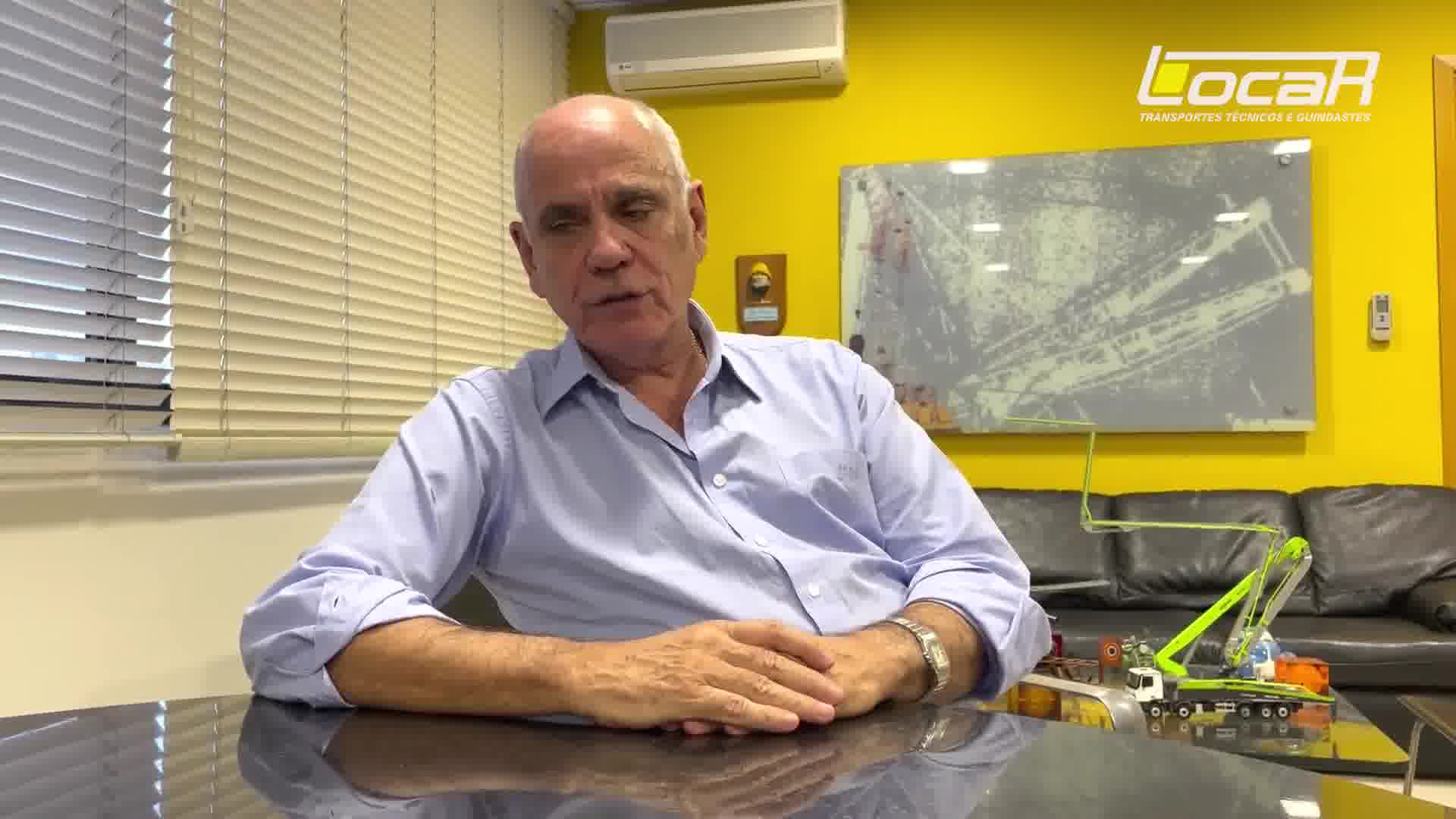Locar Guindastes e Transportes Intermodais - Home