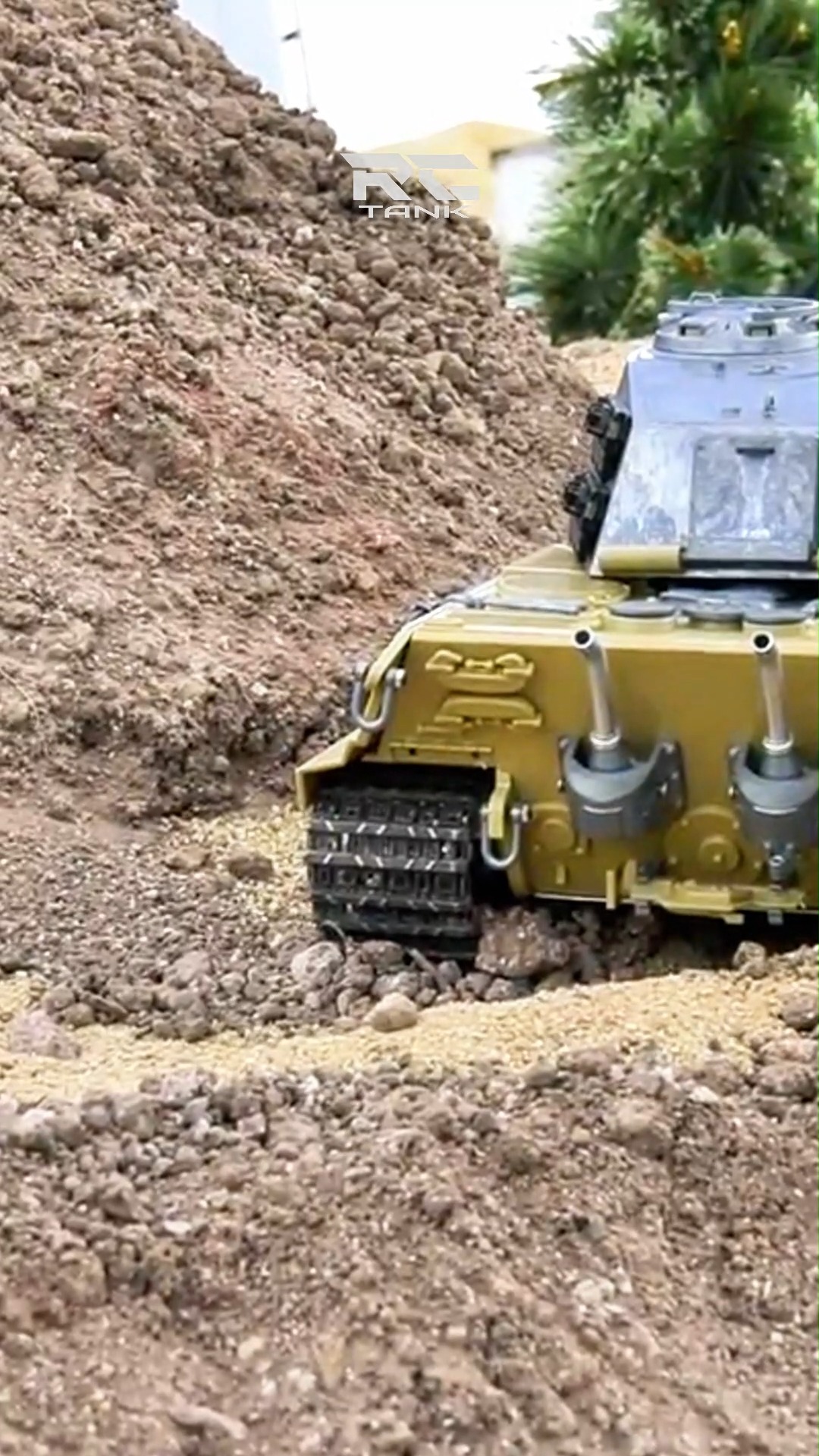 BIG RC MODEL TANK RESCUE OPERATION!! 8 #rctank #rctanks #henglong #rc # ...