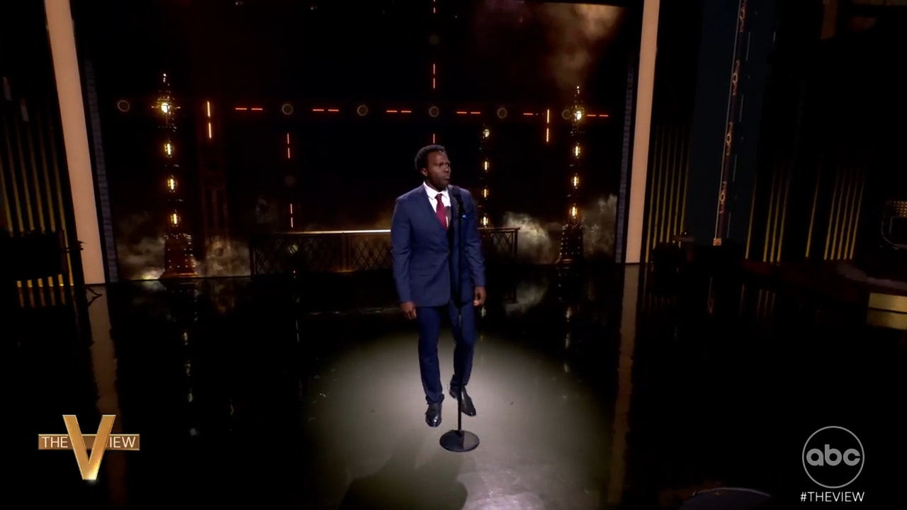 Joshua Henry delivers a powerful performance of 'Make Them Hear You ...
