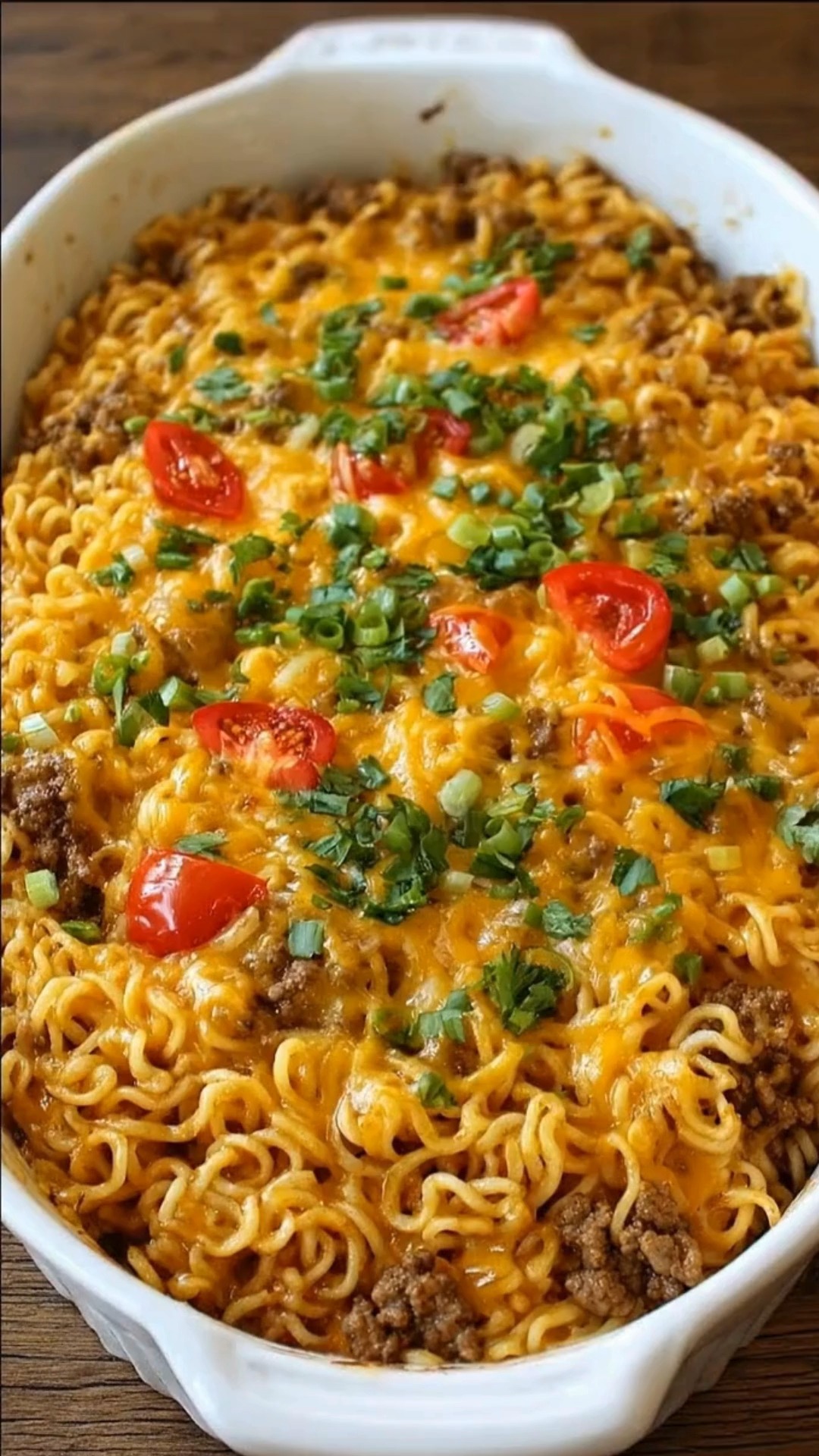 🍔🍜 Cheeseburger Ramen Bake Juicy beef, melty cheese, and savory ramen ...