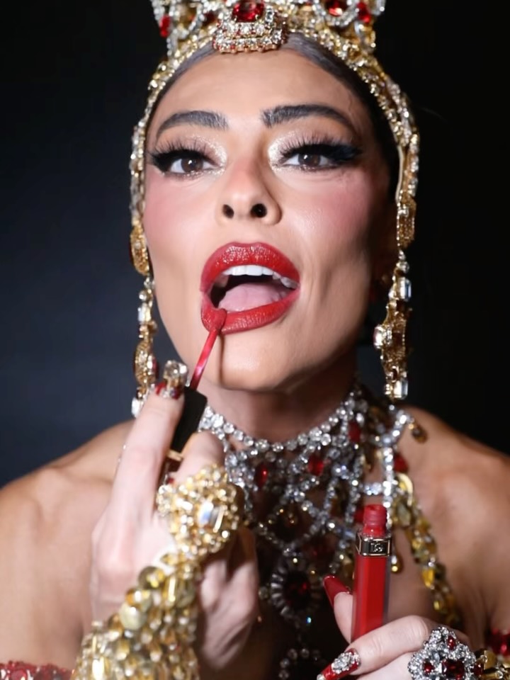 A Carnival icon! 405 Devotion by @dolcegabbana_beauty on
