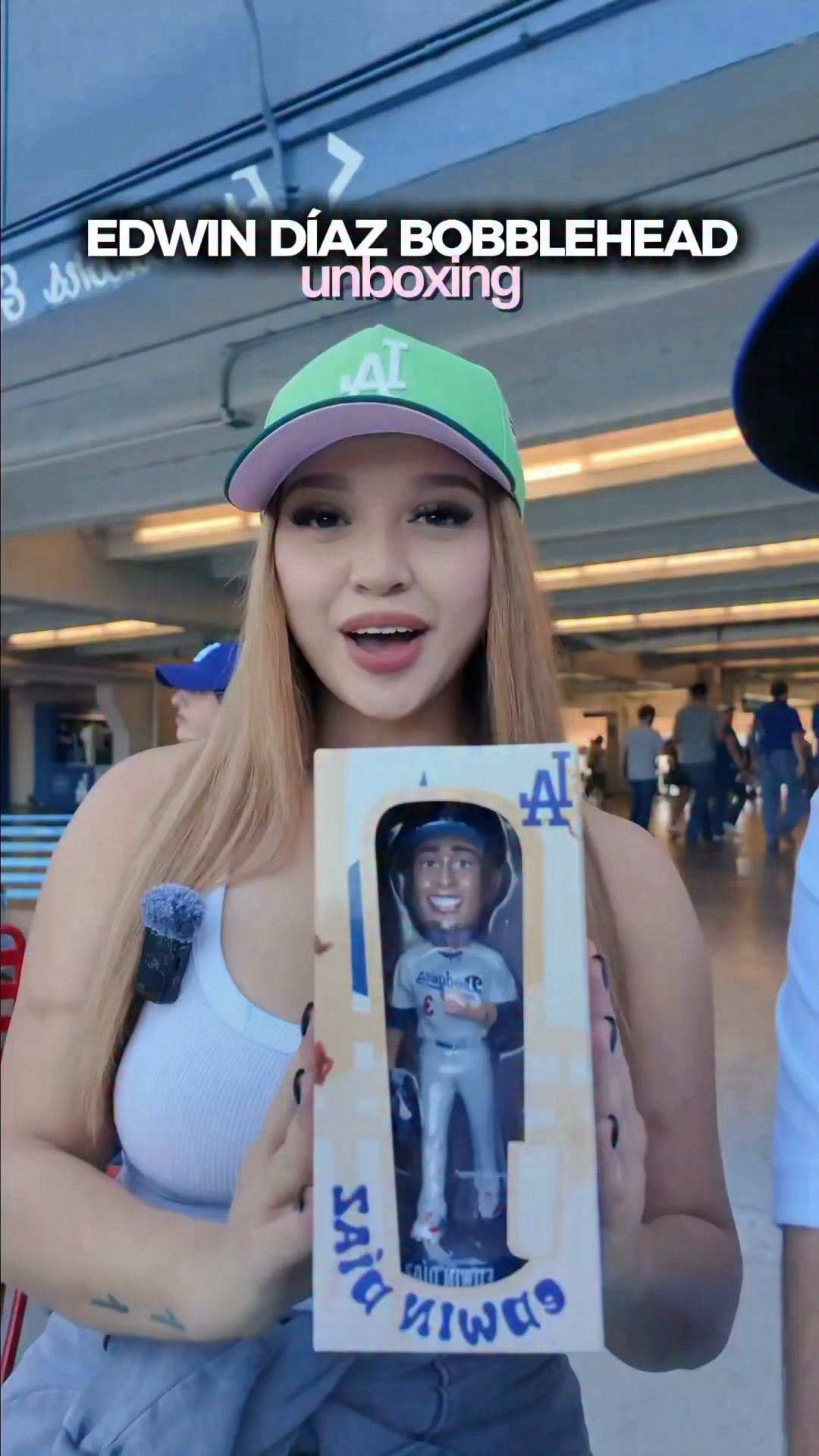 Edwin Díaz is off the IL just in time for his first bobblehead