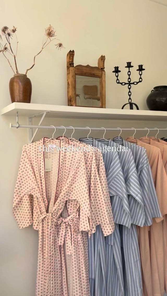 floral dress design blue White Boys Suit sizes:8 live:1-11-22 16 Model Notes Home | Banana Republic