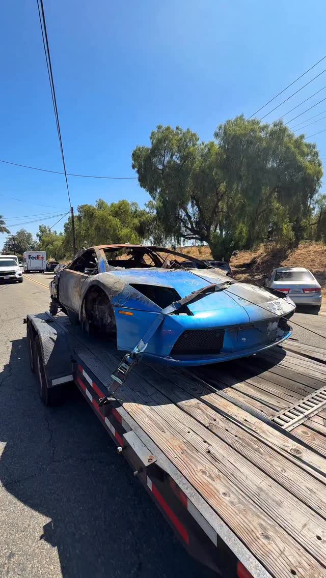 Happy Monday . . . . . . #soscustomz #lamborghini | SOS Upholstery ...