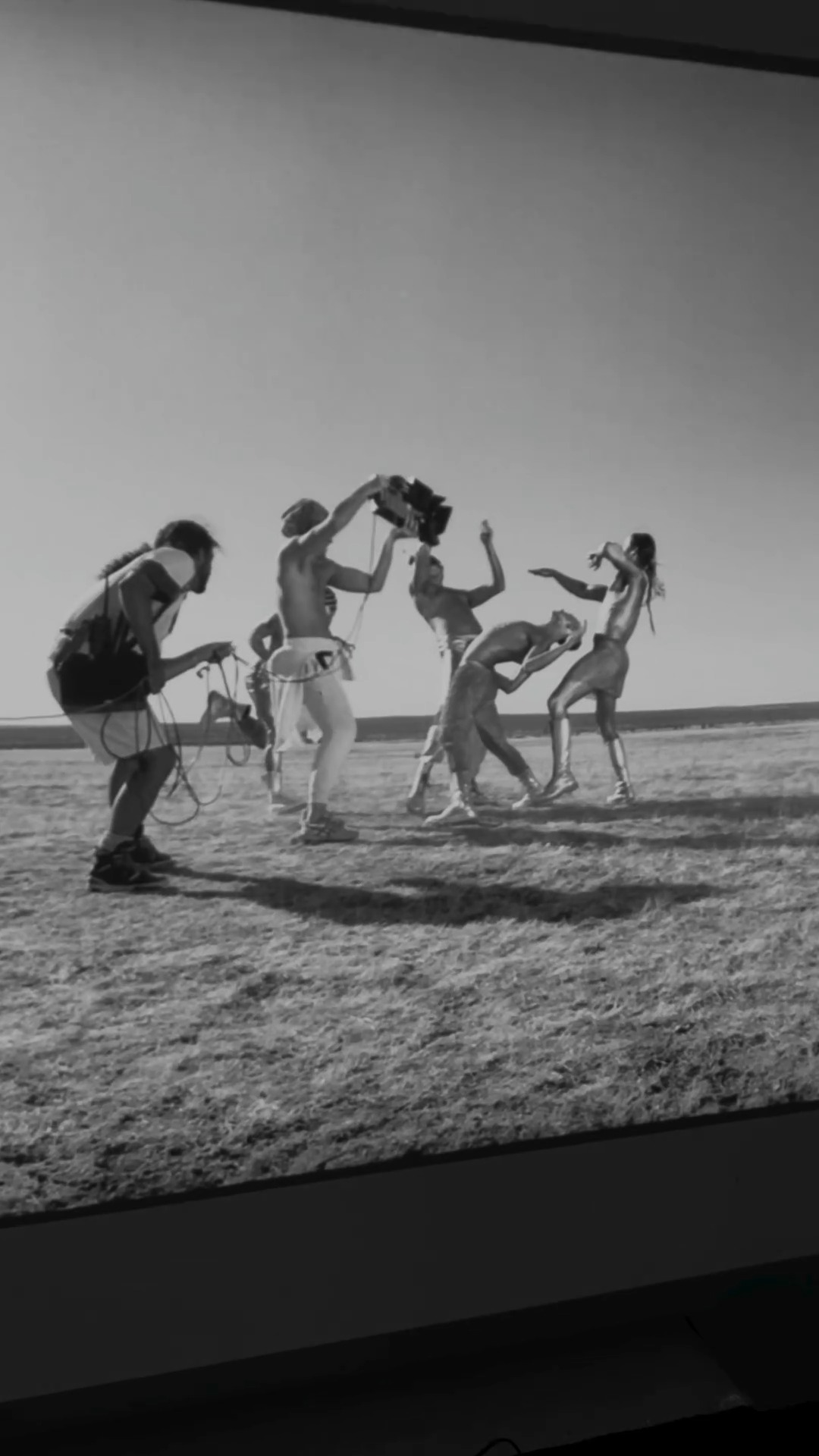 洋楽 A Dead Giveaway - Now Is Nothing 1991 08 21 RED HOT CHILI PEPPERS Give It Away credit: Stephane
