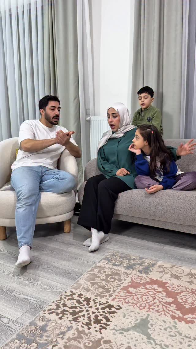 الفيديو الكامل على قناة تيما و رضا من اجمل الفيديوهات اللي سويناها ...