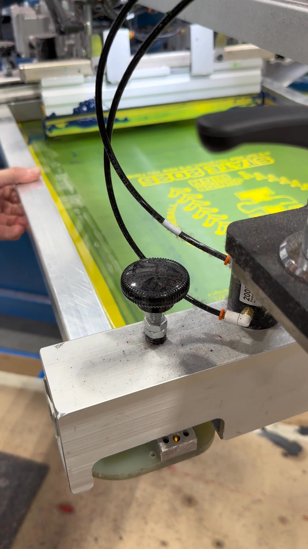Screen printing can be as cool as you want to make it 🤟🏼 One Stroke ...