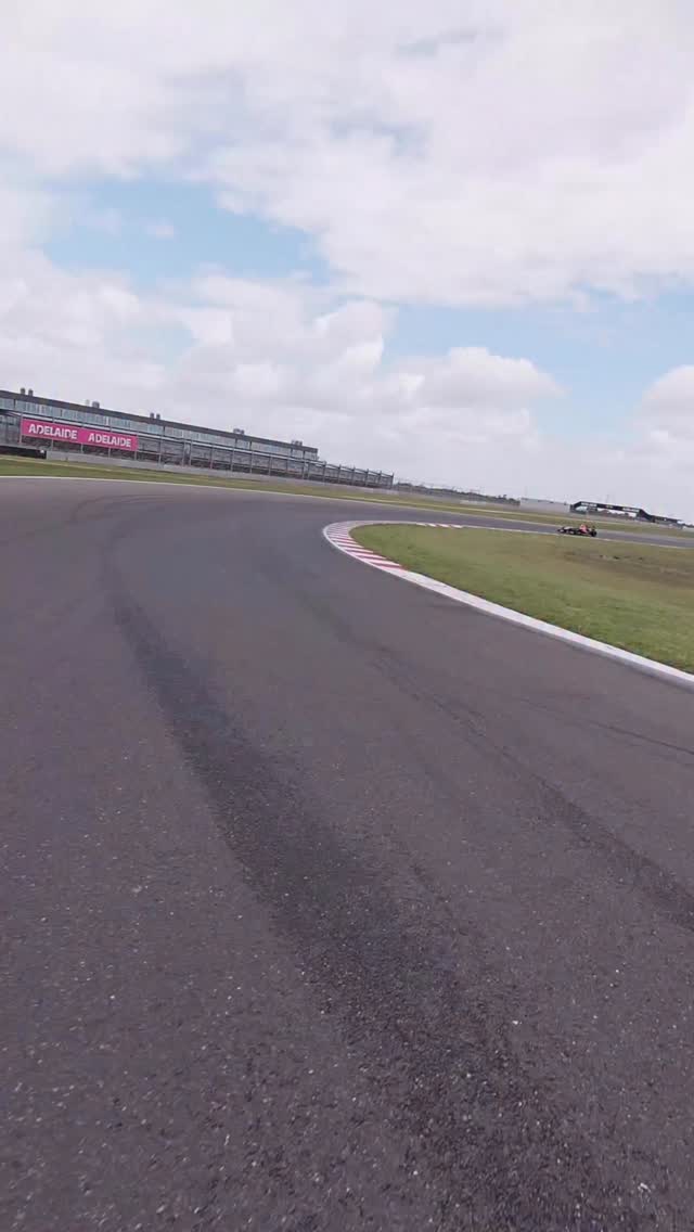 Bitta raw onboard from my laps in the RB7! 🤩🔉