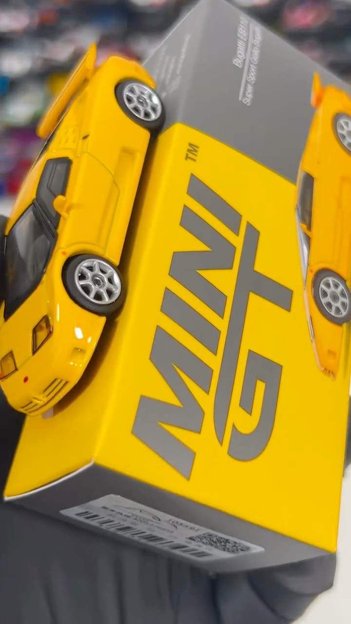 I turned my other Bugatti EB110 to a Dauer EB110 S. Check last two