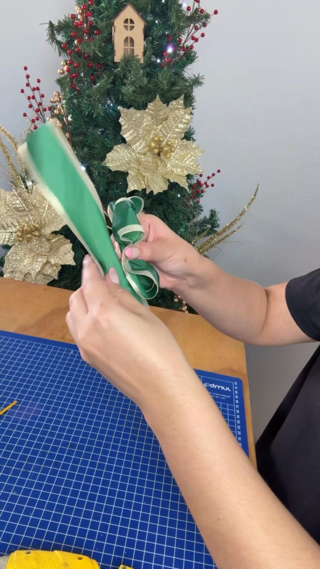 Como hacer moño de Navidad fácil #navidad #navideño #diciembre #arbol # ...