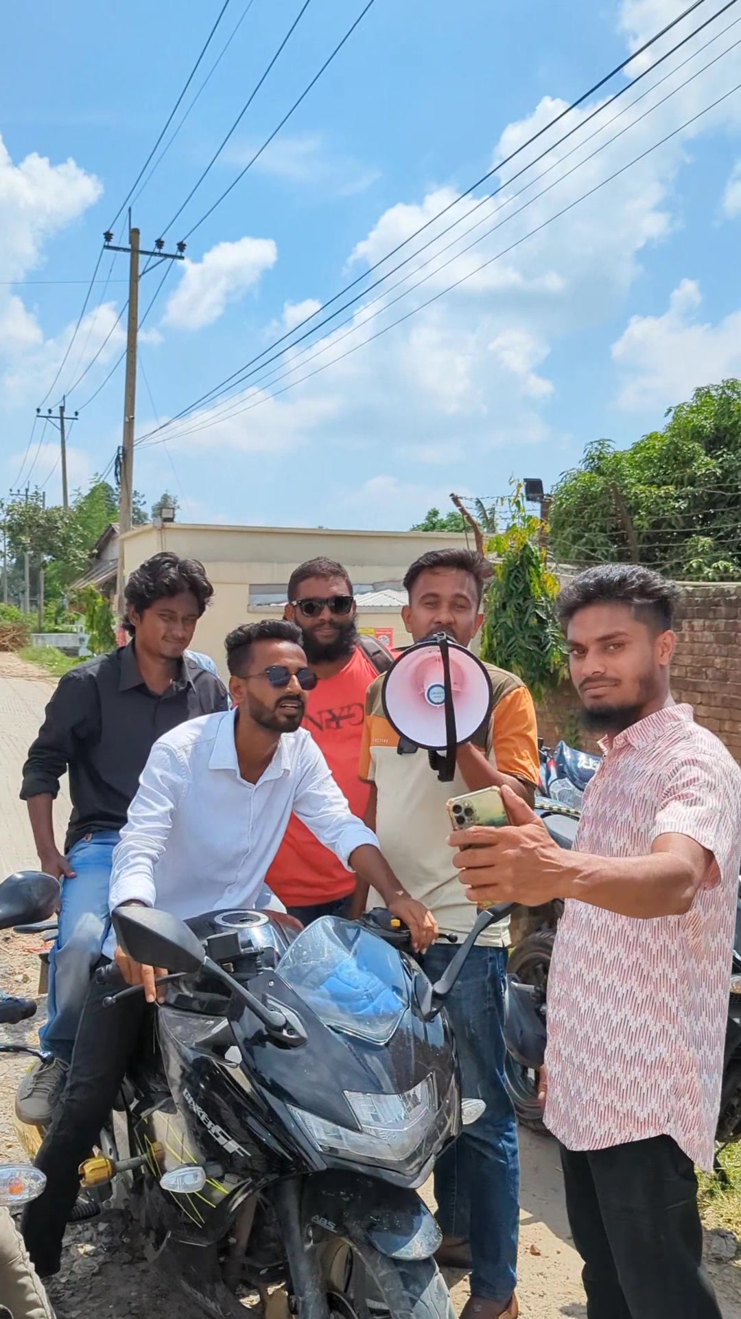 Thoughts of Billal ভাই পাশে তাই আনন্দে একটা ছন্দ 🤗💞 #sherpurthanarchele ...