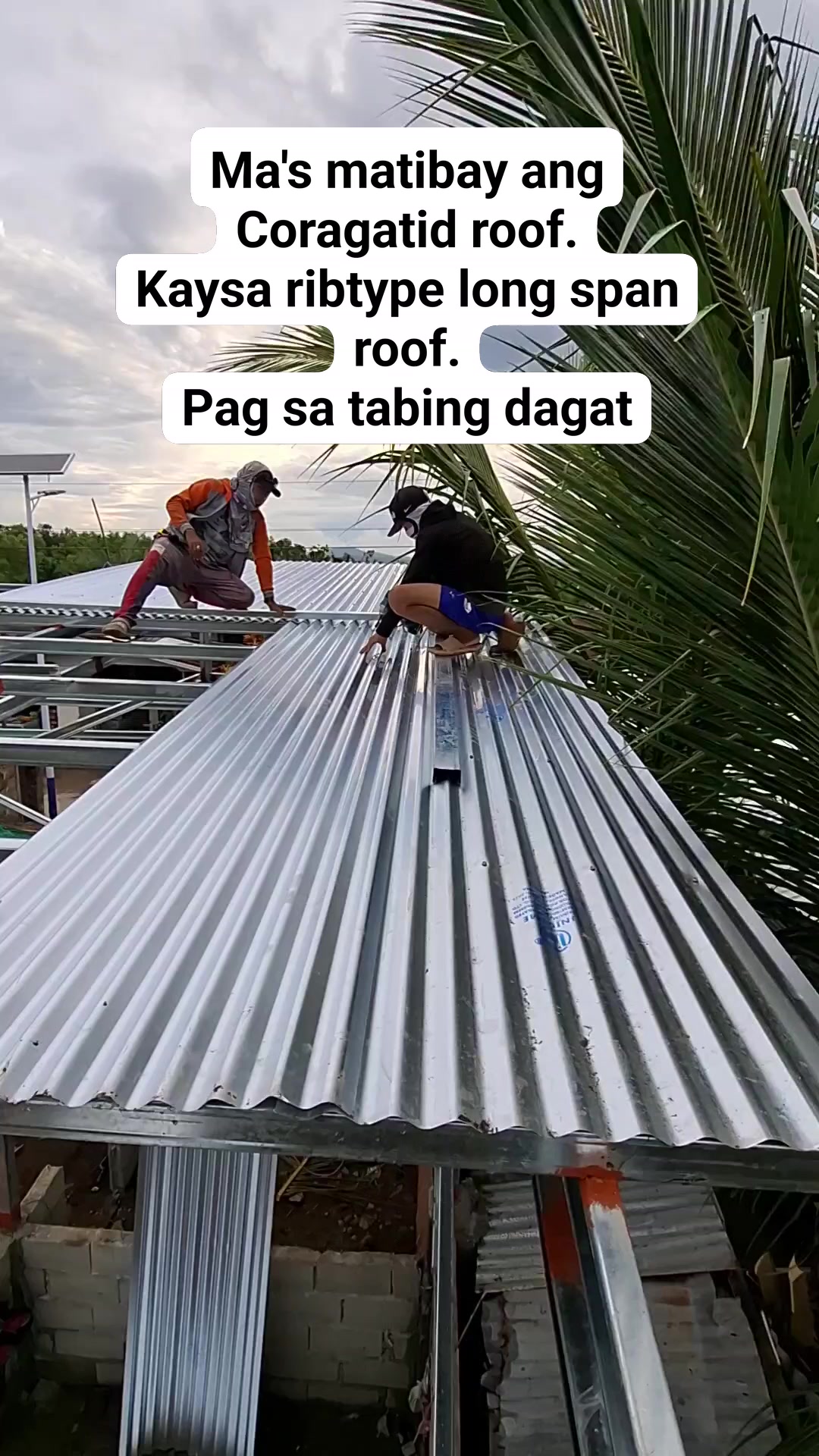 Alin kaya ang matibay ribtype long span or corigated roof #construction ...